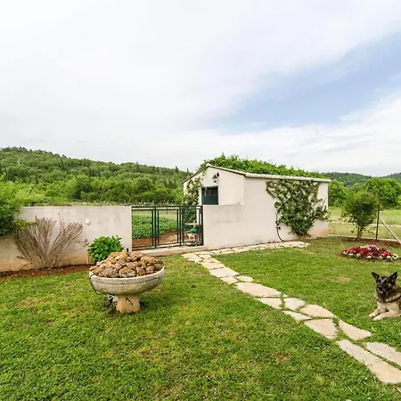 Dubrovnik Banac - Three Bedroom * Gruda