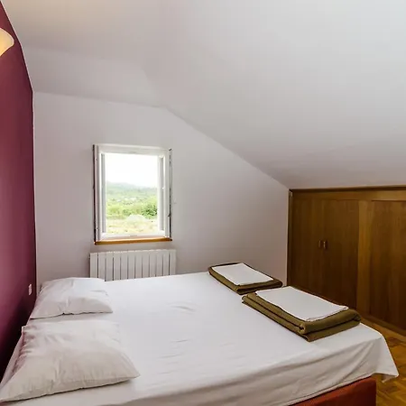 Dubrovnik Banac - Three Bedroom Apartment Gruda