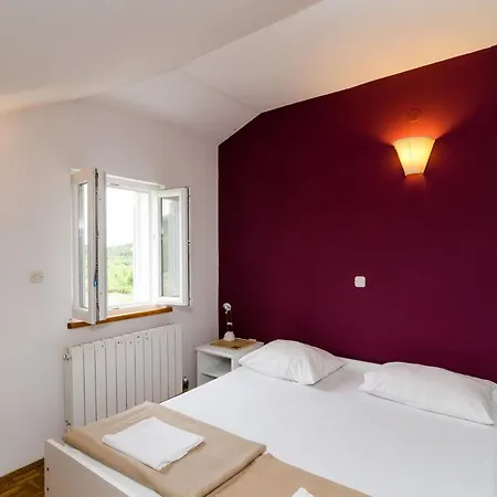 Dubrovnik Banac - Three Bedroom Apartment