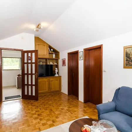 Dubrovnik Banac - Three Bedroom Apartment